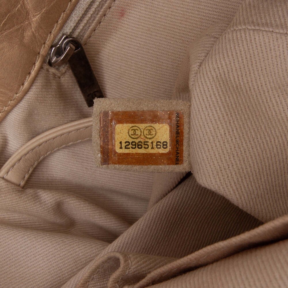 Pre-Loved Chanel Distressed Calfskin Shopping In Moscow Tote - Picture 6 of 11